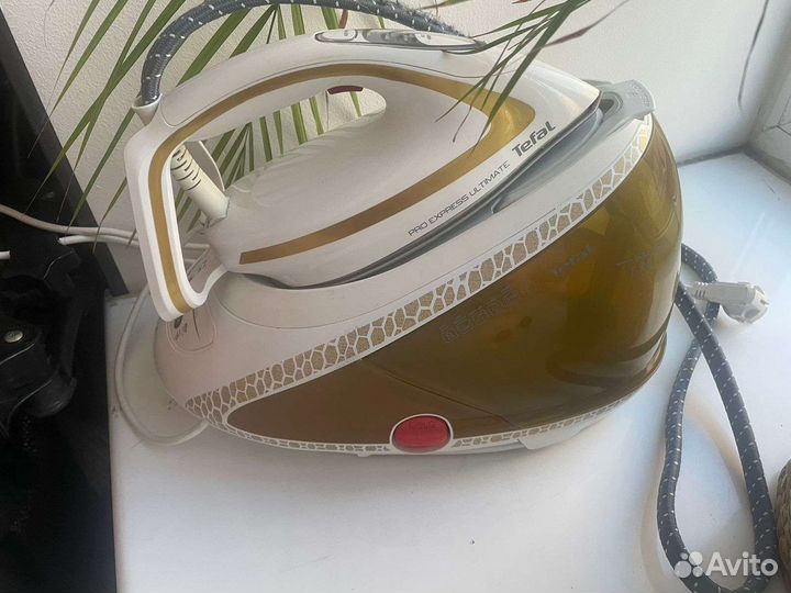 Утюг с парогенератором tefal