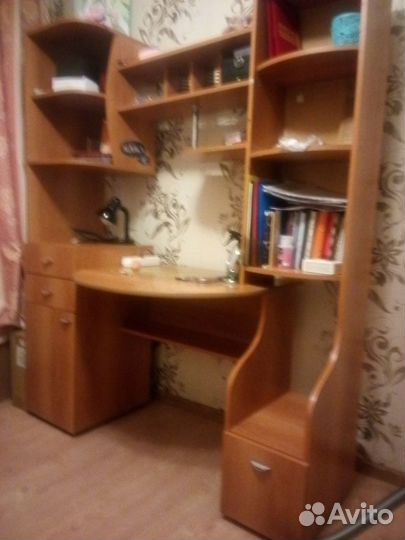 Компьютерный стол