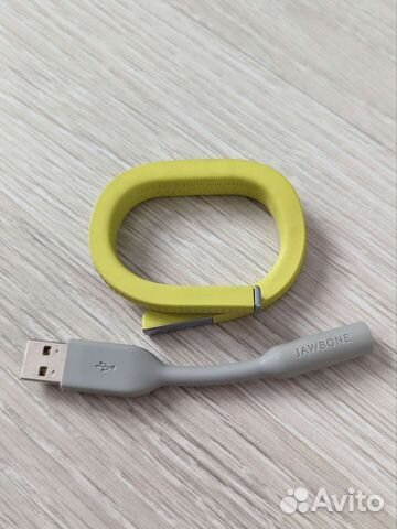 Jawbone фитнес браслет