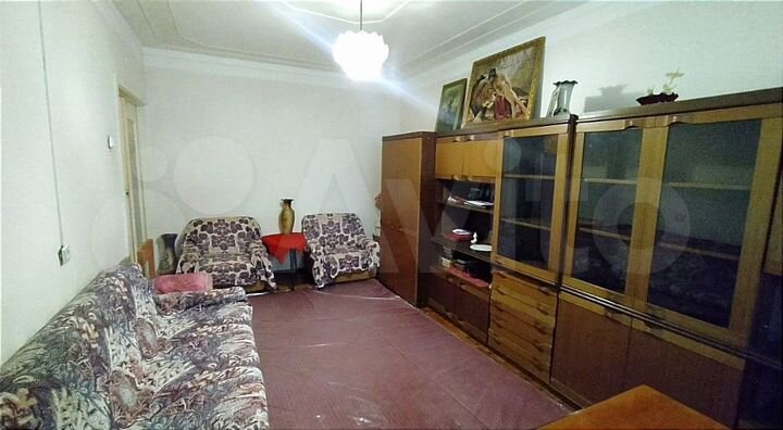 2-к. квартира, 60 м², 1/9 эт.