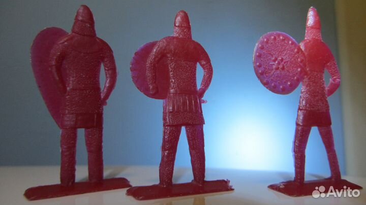 Солдатики богатыри