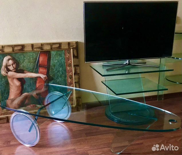 Журнальный стол и тумба под TV Tonelli Design
