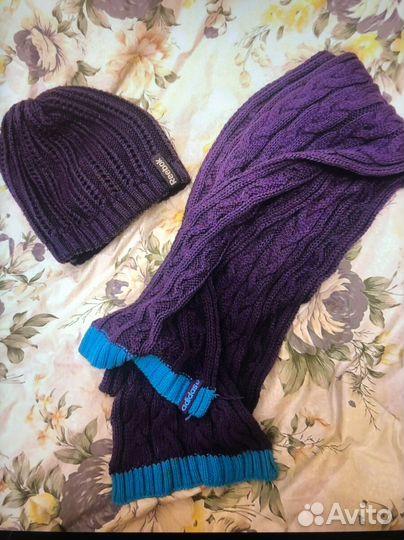 Шапка с шарфом