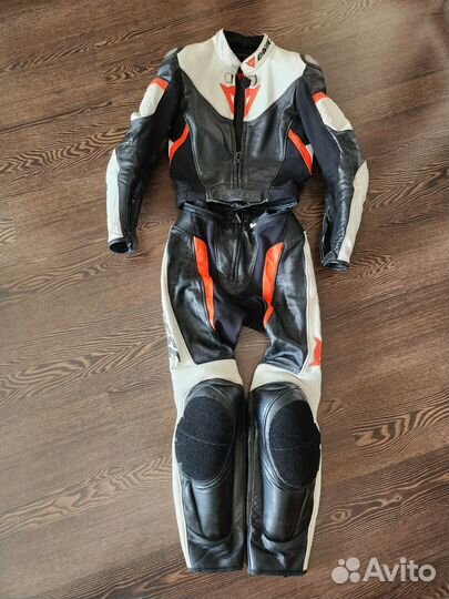 Мотокомбинезон женский Dainese размер 40