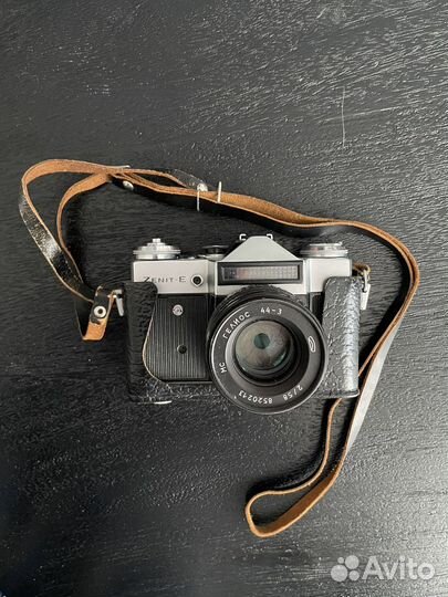 Плёночный фотоаппарат Zenit-E