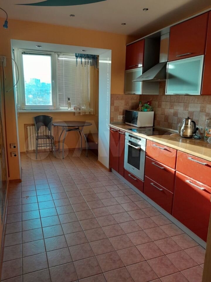 3-к. квартира, 64 м², 10/12 эт.