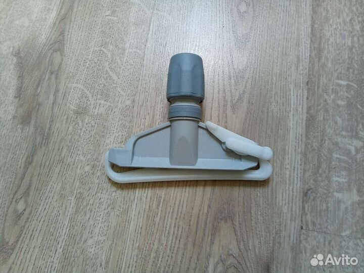 Держатель мопа
