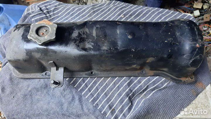 Крышка клапанов ваз