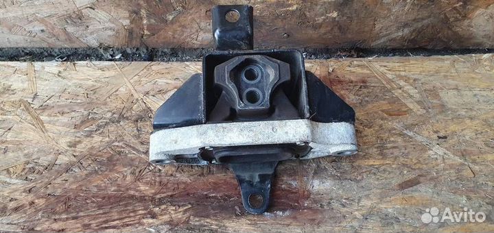 Опора двигателя левая Kia Sportage 2016-2021