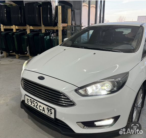 Лобовые стекла на ford 3