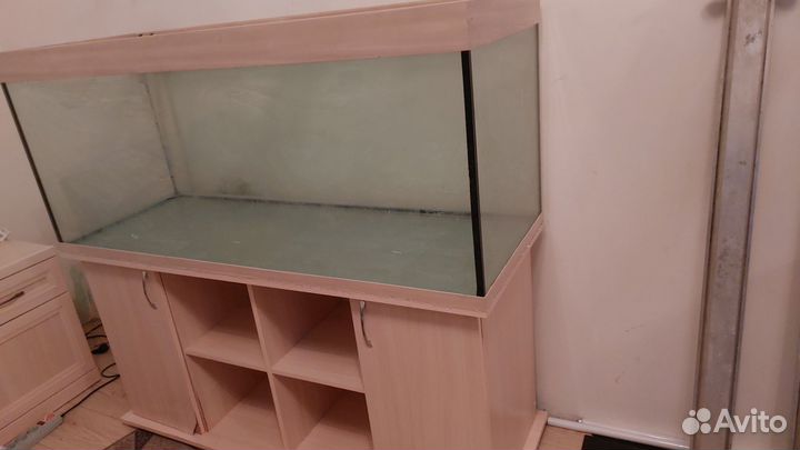 Аквариум с тумбой