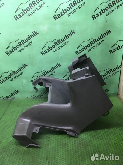 Накладка (кузов внутри) Nissan Primera (P11) II ре