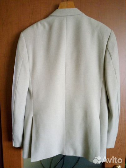 Мужской костюм с брюками