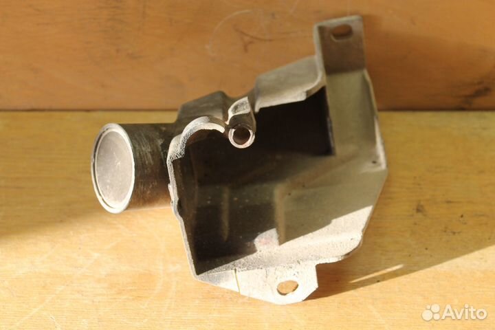 Дефлектор выпускного коллектора VW passat b3