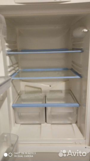 Холодильник Indesit C132G.016