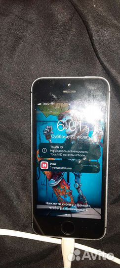 Телефон iPhone se 2016 г