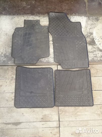 Продам запчасти lancer 9