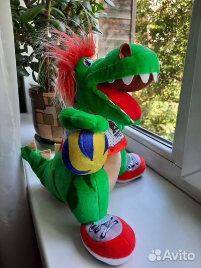 Динозавр, талисман Волейна