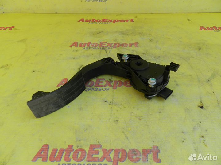 Педаль газа Renault Logan II/Duster/Nissan Terrano