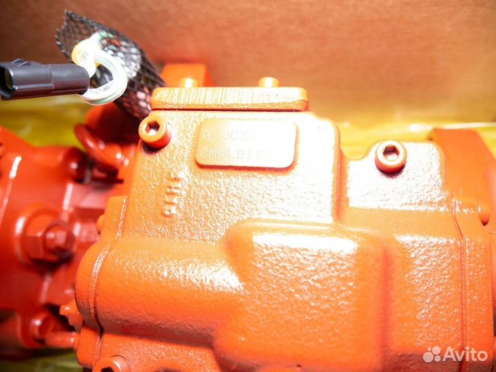 Hitachi zx250lcn-3 комплект уплотнений гидромотора