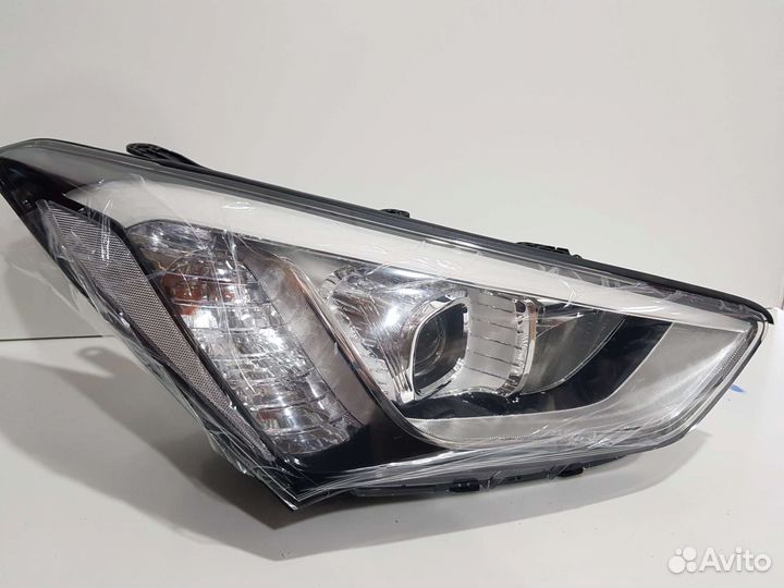 Фара правая галоген Hyundai Santa Fe 2 нов ориг