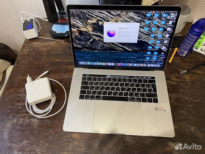 MacBook Pro 15 2016 i7/16gb/256gb/radeon 450 2gb
