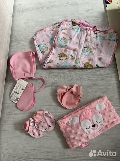 Пакет вещей на девочку 2-6 месяцев