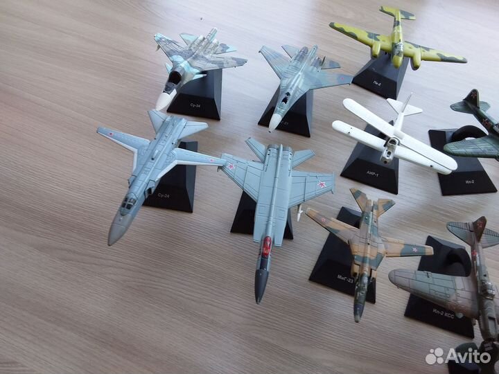 Модели самолетов из металла, цена за все