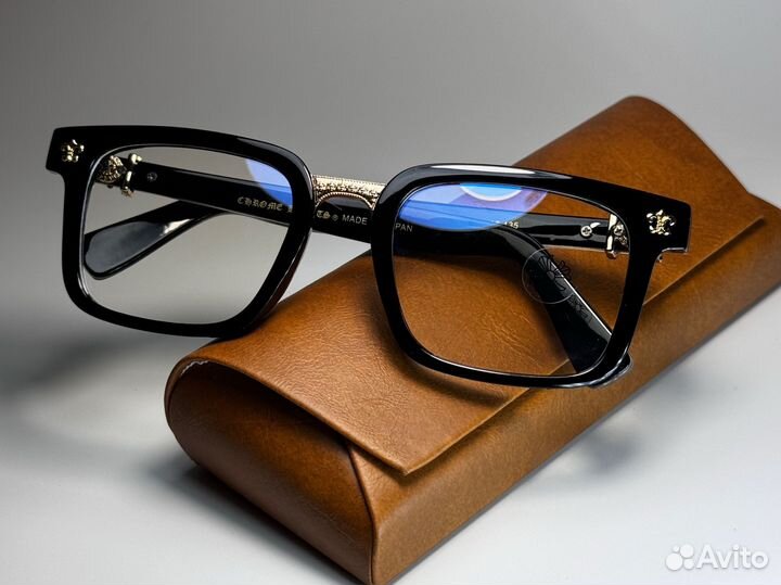 Очки унисекс черные с золотом