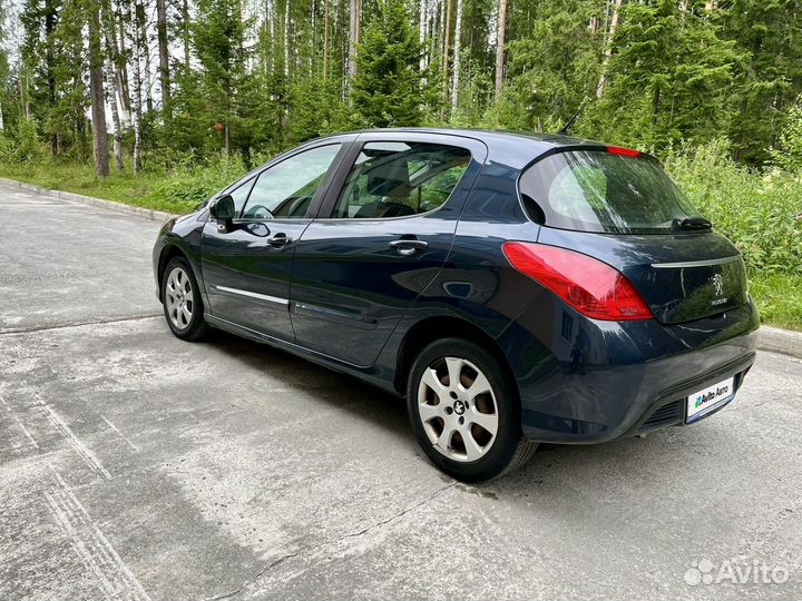 Peugeot 308 1.6 МТ, 2011, 210 000 км