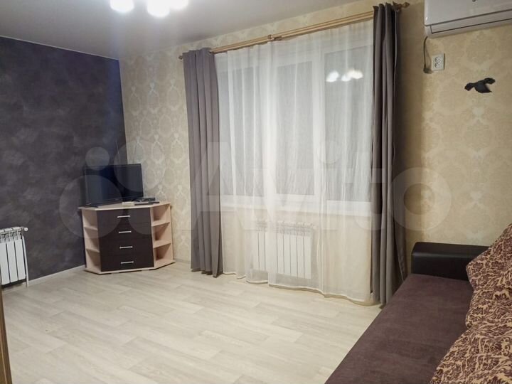 1-к. квартира, 42 м², 13/18 эт.