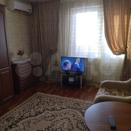 1-к. квартира, 40 м², 1/5 эт.