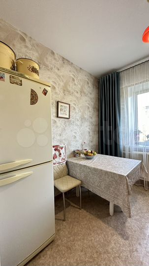 2-к. квартира, 54 м², 3/5 эт.