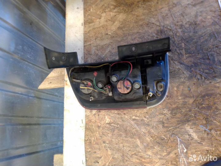 Фонарь задний правый SsangYong Kyron