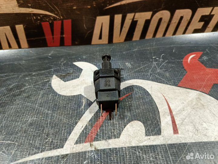 Датчик педали тормоза Daewoo Nexia седан 1994-2016