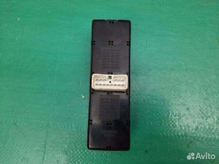 Блок управления стеклоподъемниками передний левый