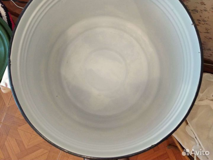 Кастрюля бак эмалированная