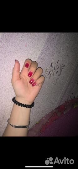 Модель на маникюр