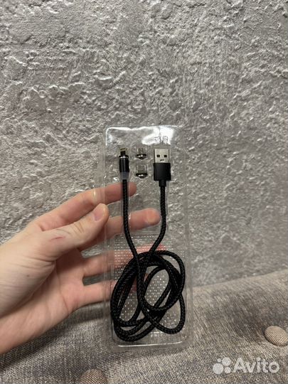 Магнитный светящийся usb кабель 3 в 1 новый