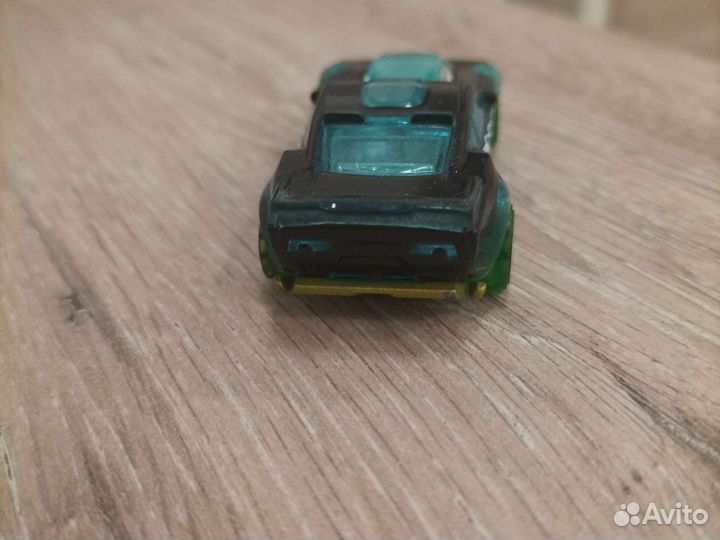 Hot wheels машина