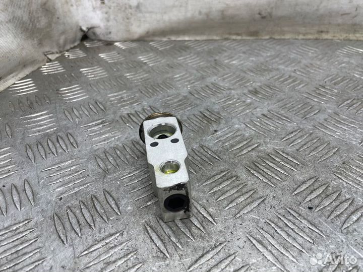 Клапан кондиционера Lexus Rx350 GSU35 2grfe 2006