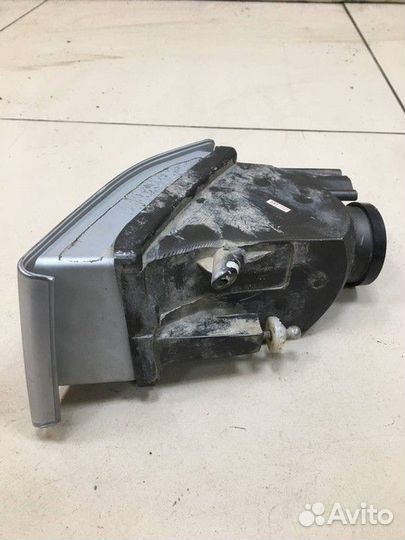 Фара противотуманная правая