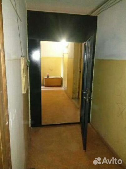 Дверь стальная на карман(тамбур)