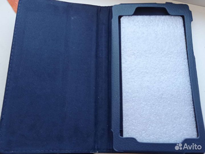Чехол на планшет новый