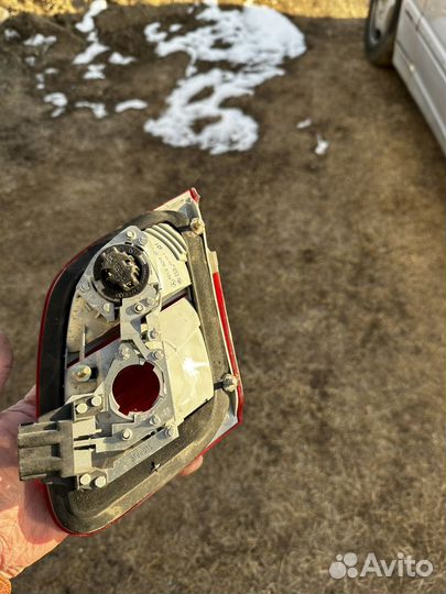 Внутрений фонарь и наружний w210 (рест)(дорест)