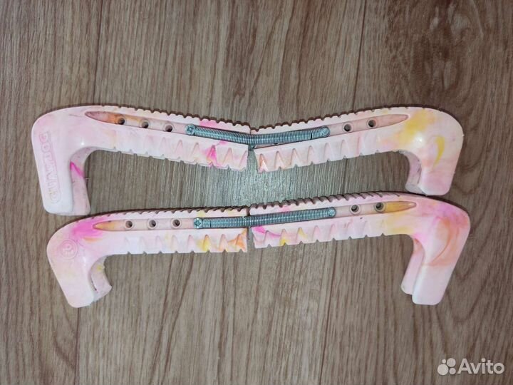 Фигурные коньки Wifa 27L