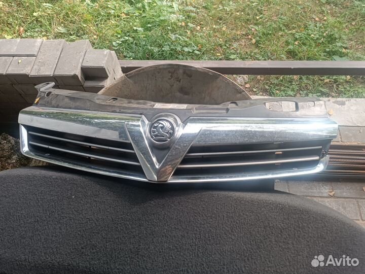 Решетка радиатора opel astra h
