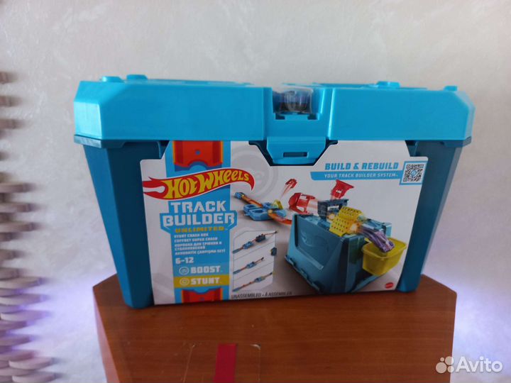 Набор хот вилс игровой ящик. Hot wheels