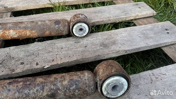 Амортизатор передний Lincoln LS