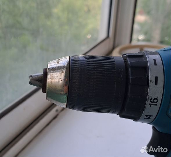 Шуруповерт makita df457d